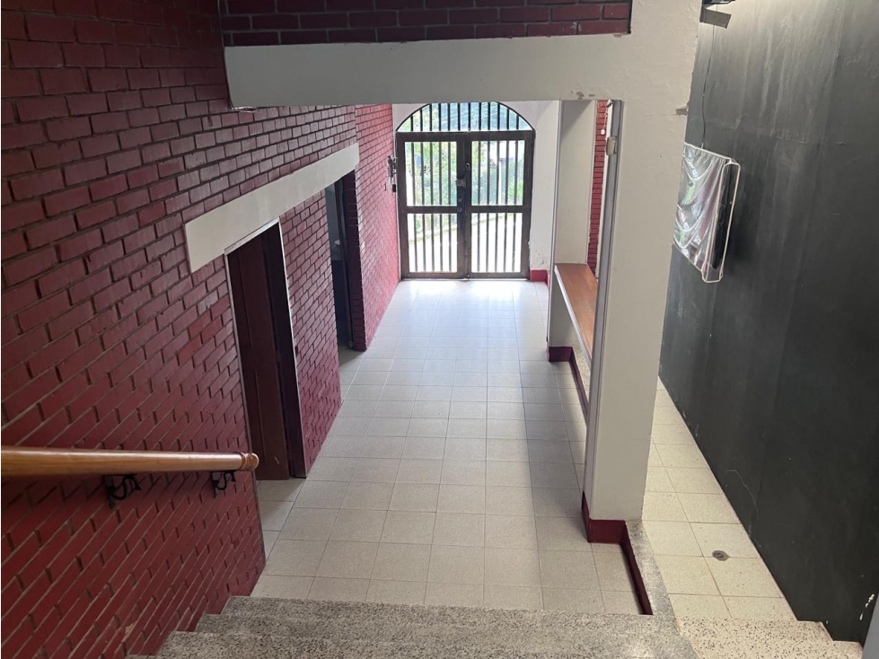 LOTE COMERCIAL ESTRATEGICO 782.56 PERMISO RESIDENCIAL PINARES PEREIRA — foto 3