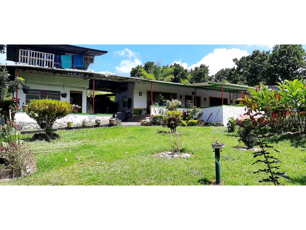 VENTA CHALET TEBAIDA QUINDIO