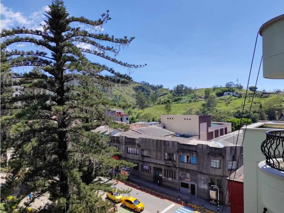 Apartamento en venta en el parque de Santa Rosa de Cabal - 3