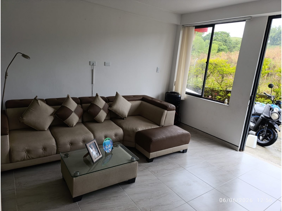 Casa Amplia en conjunto cerrado de santa Rosa de cabal — foto 2