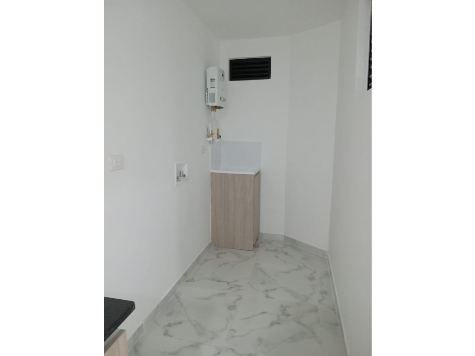 Apartamento en arriendo en Balmoral PH - 5