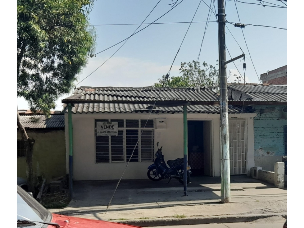 VENTA CASA EN BARRIO LLERAS RESTREPO