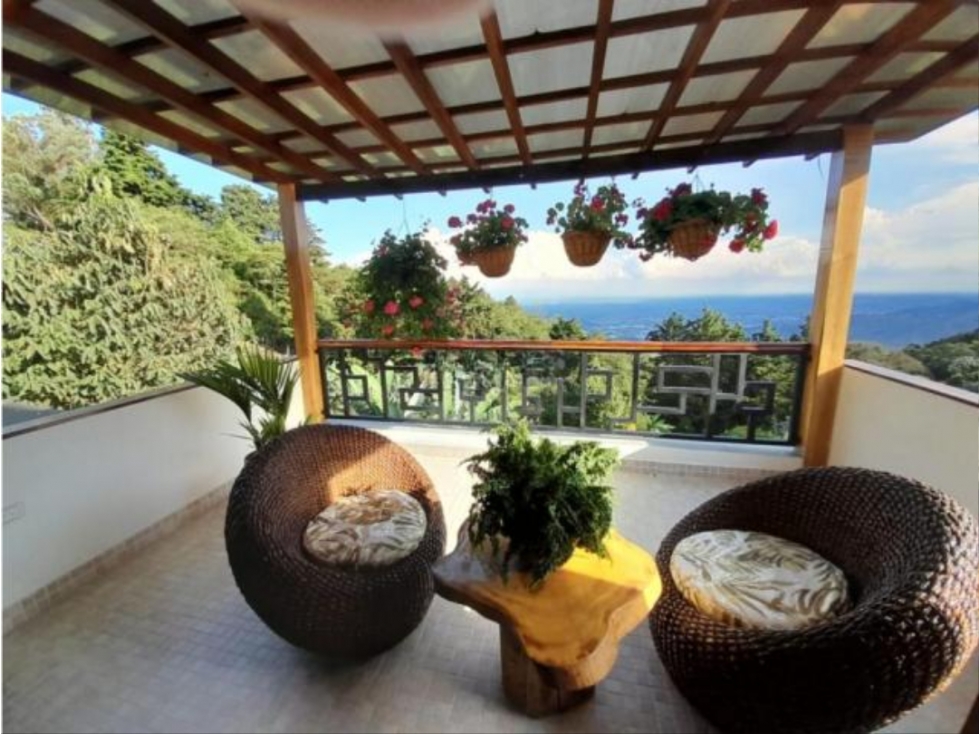 VENTA HERMOSA CASA CAMPESTRE, DAPA - 1