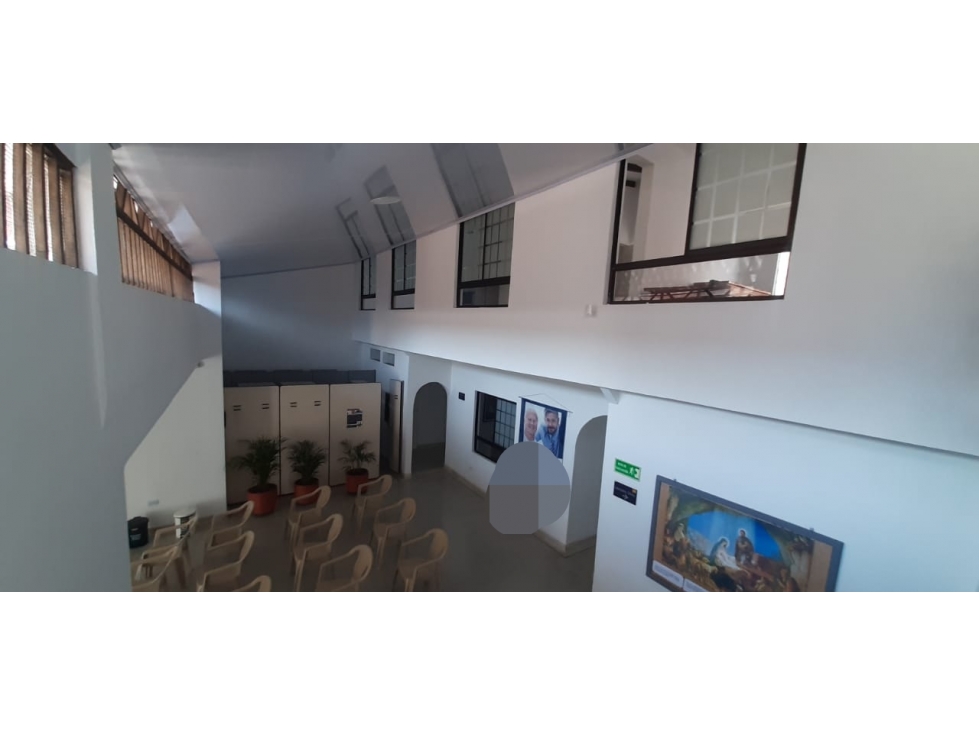 VENTA EDIFICIO BARRIO CRISTÓBAL COLÓN — foto 2