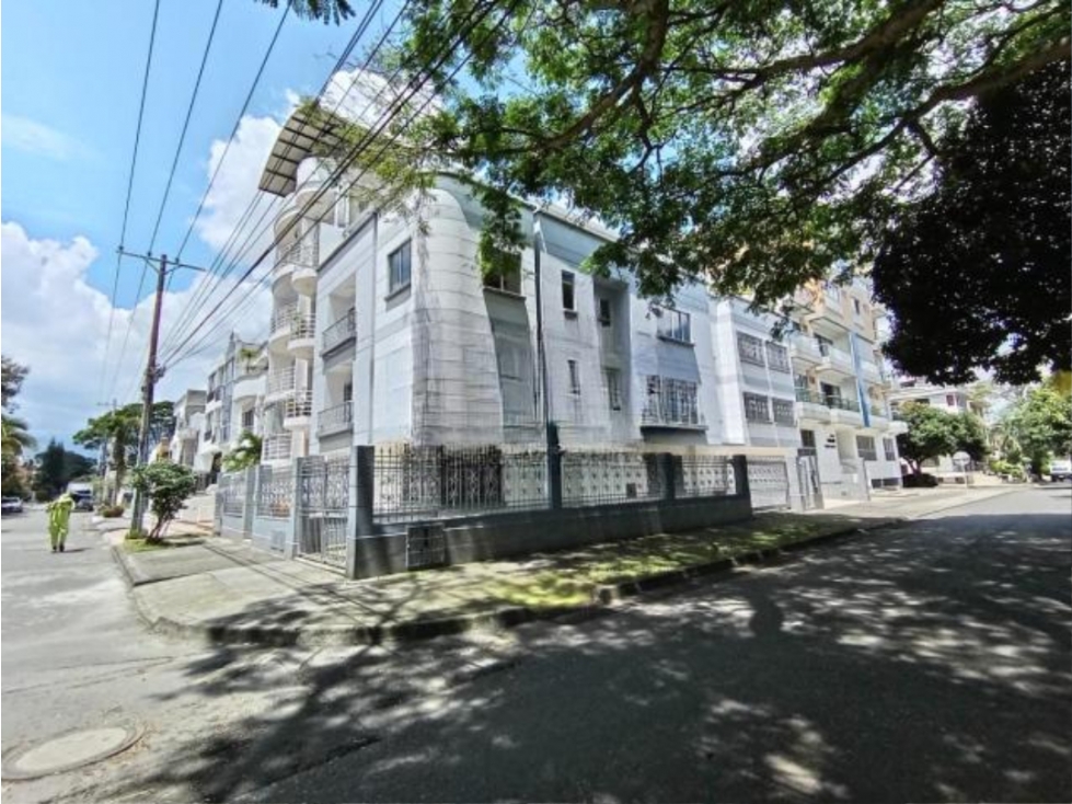 VENTA EDIFICIO CUATRO PISOS BARRIO EL INGENIO
