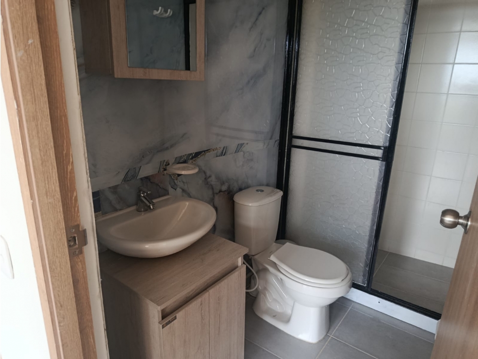 ARRIENDO APARTAMENTO VÍA PUERO TEJADA "LAS HELICONIAS" — foto 4