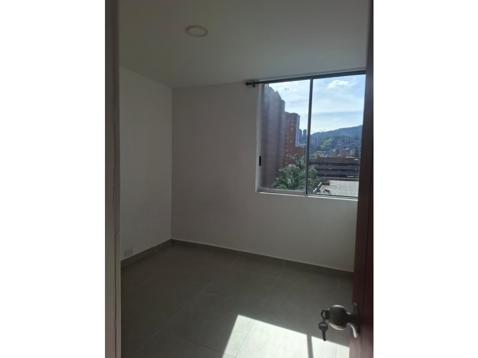APTO EN VENTA MEDELLIN LOS COLORES — foto 3