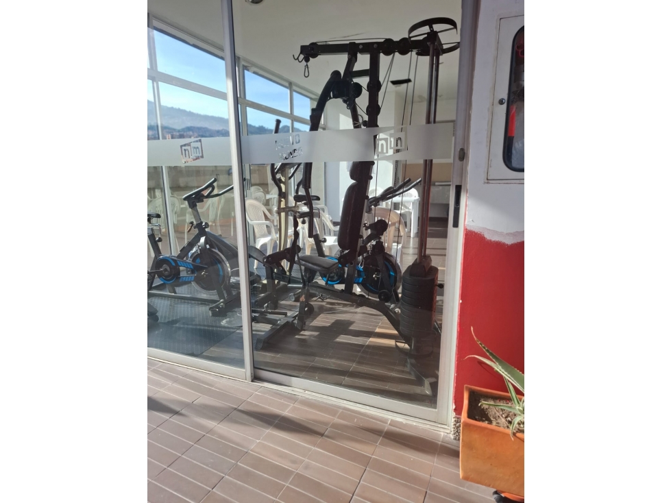 APTO EN VENTA MEDELLIN LOS COLORES — foto 2