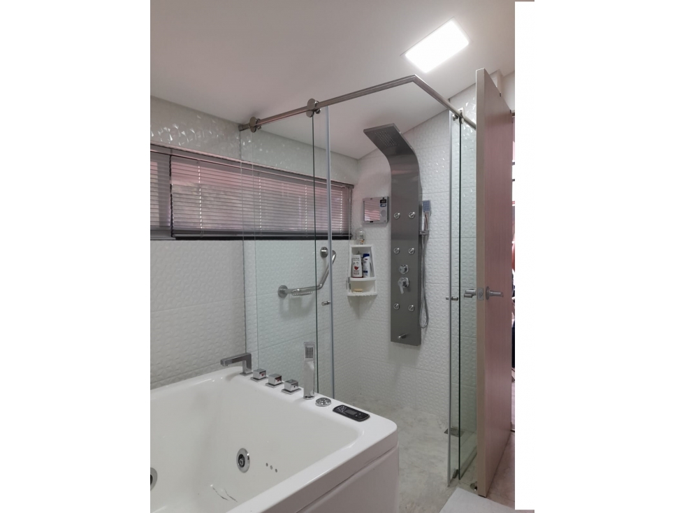 CASA EN VENTA, EL RETIRO PURO CUERO — foto 6