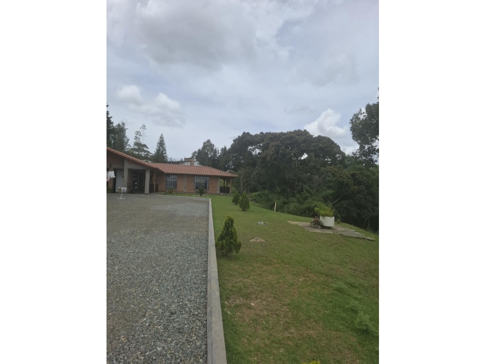 VENTA FINCA INDEPENDIENTE EN GUARNE, ALTO DE LA VIRGEN — foto 4