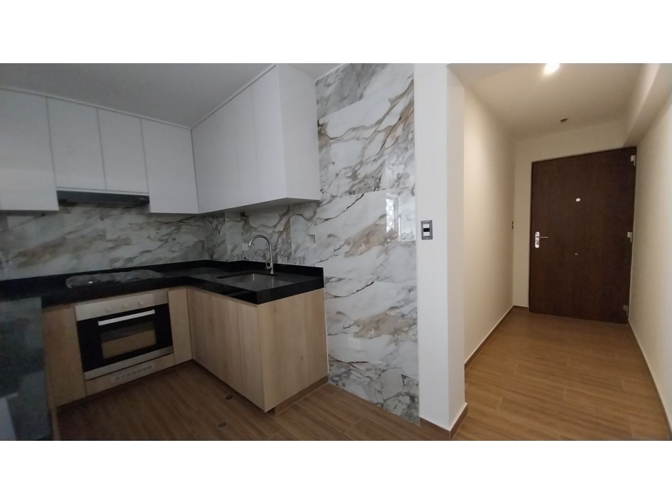 HERMOSO FLAT DE 3 DORMITORIOS EN URB. HIGUERETA — foto 3