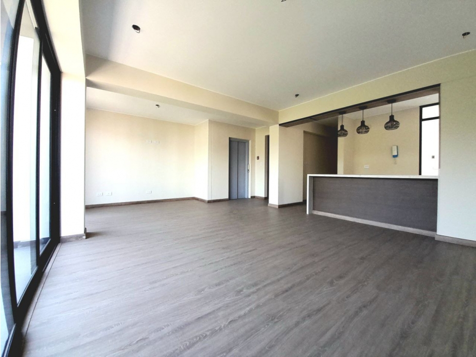 VENTA DEPARTAMENTO IMPECABLE EN SURCO CON VISTA AL PARQUE - 4
