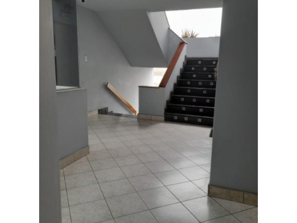 EN VENTA EDIFICIO A UN PASO DEL CENTRO FINANCIERO EN SAN ISIDRO - 3