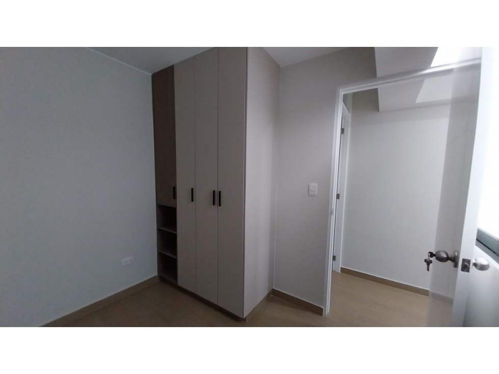 DUPLEX 3 DORMITORIOS + AREA DE TRABAJO EN SURQUILLO. - 6