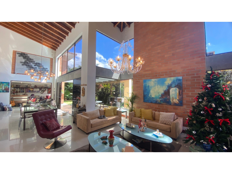 VENTA DE CASA CON PERFECTA UBICACIÓN EN EL RETIRO — foto 5