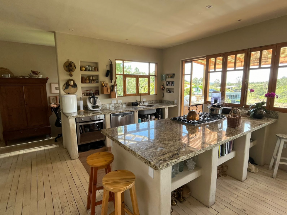 ARRIENDO EN GUATAPÉ, CASA DE ENSUEÑO - 5