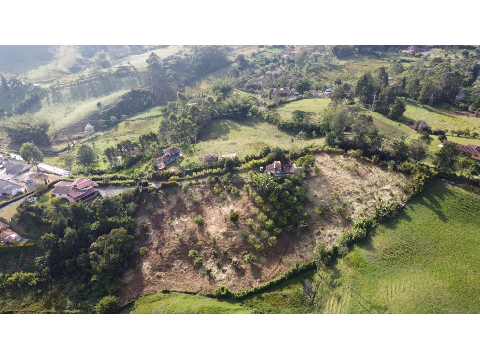 Lote campestre con vivienda, vereda La Milagrosa, Marinilla