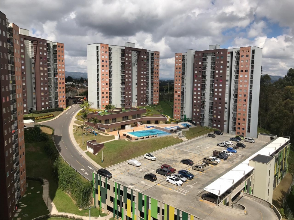 Apartamento en urbanizacion manzanillos, Rionegro