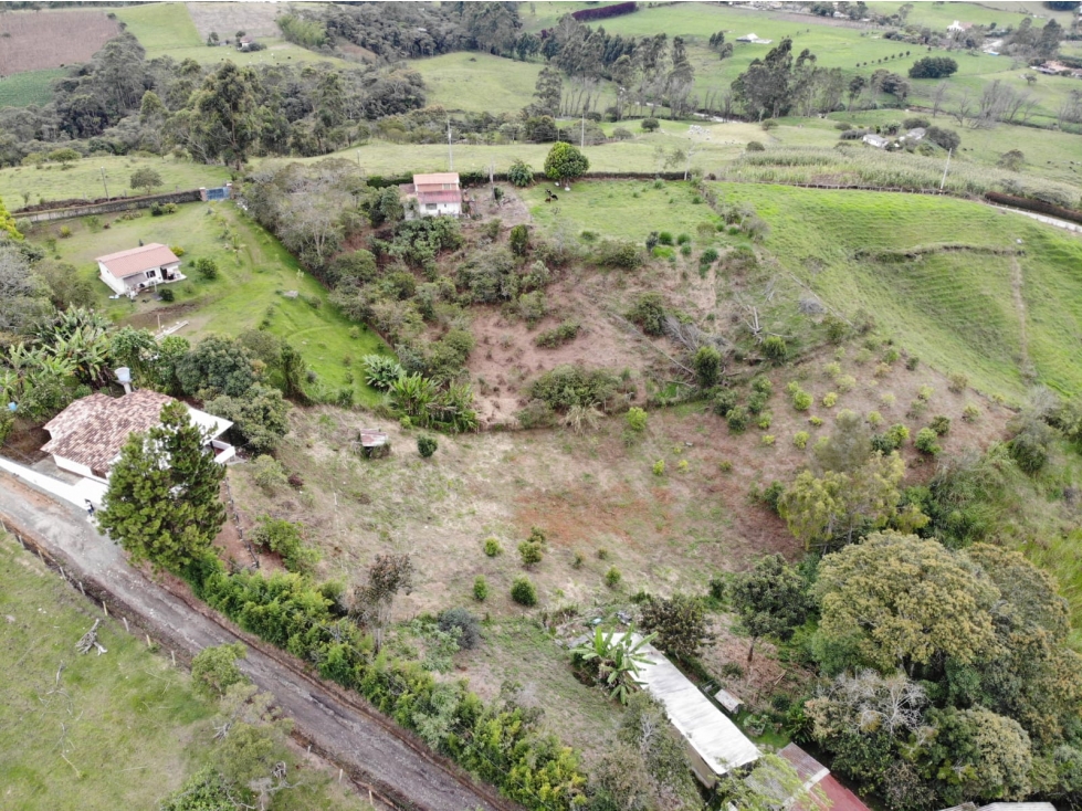 SE VENDE FINCA EN MARINILLA — foto 2