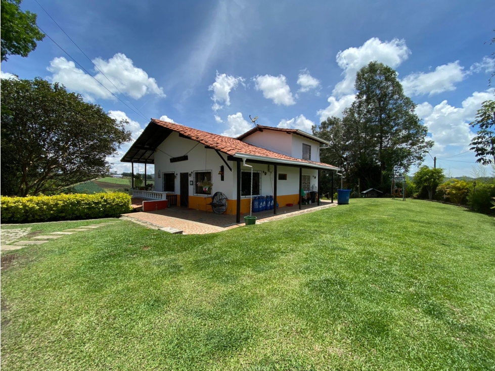 SE VENDE FINCA EN RIONEGRO ANTIOQUIA
