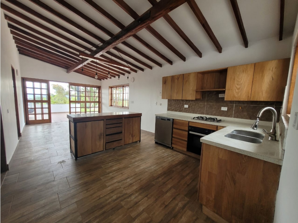 SE VENDE FINCA EN MARINILLA — foto 3