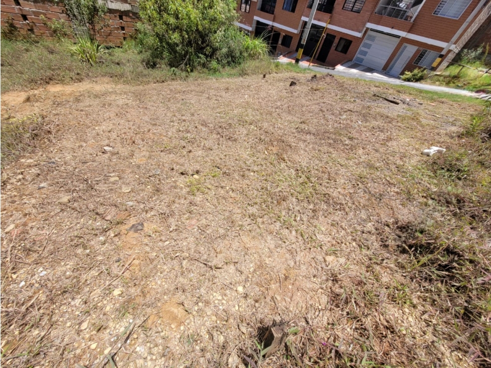 SE VENDE LOTE URBANO EN RIONEGRO — foto 2