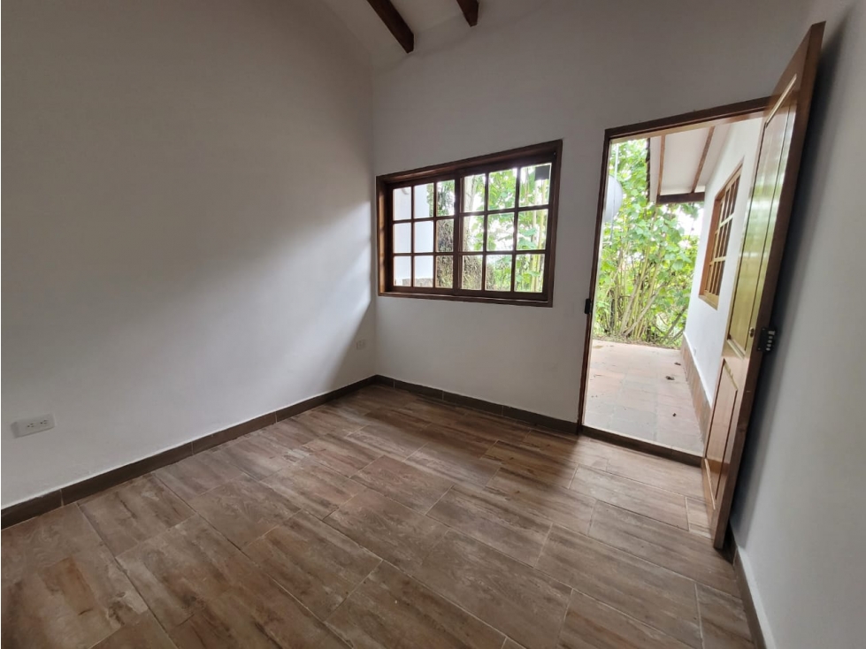 SE VENDE FINCA EN MARINILLA — foto 5