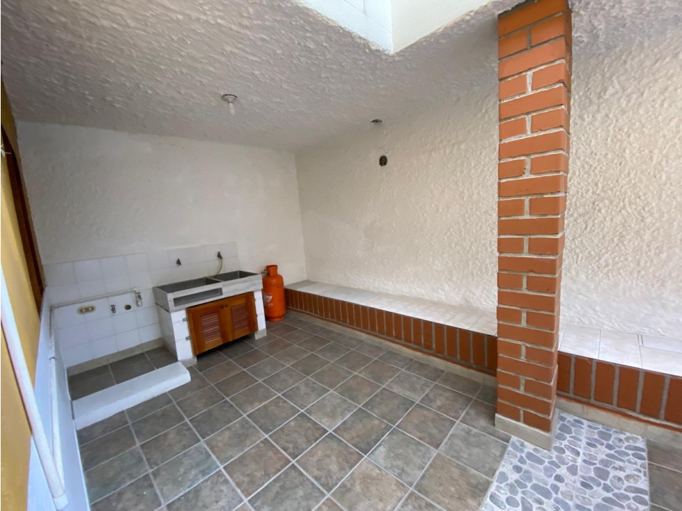 SE VENDE CASA EN SAN ANTONIO DE PEREIRA — foto 5
