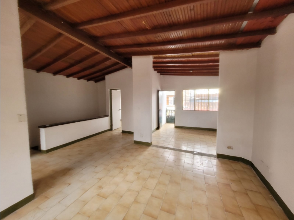 SE VENDE LOCAL COMERCIAL EN RIONEGRO