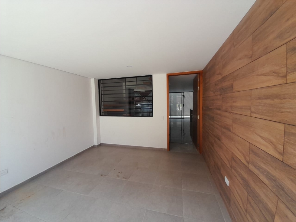 SE ARRIENDA/VENDE CASA EN RIONEGRO SECTOR BARRO BLANCO — foto 2