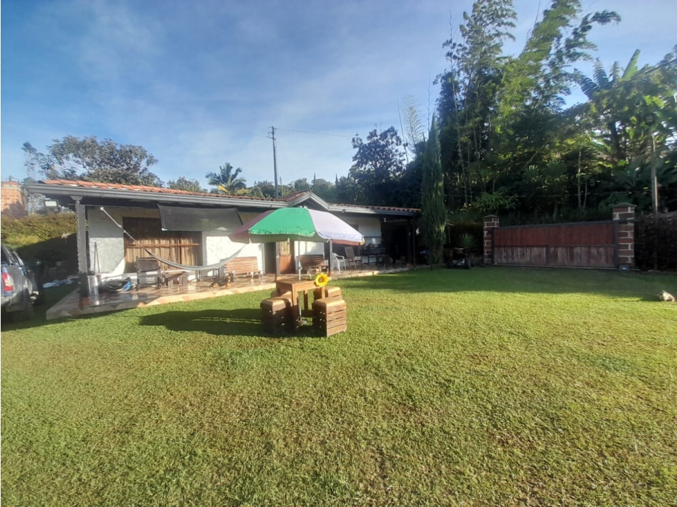SE VENDE CASA FINCA EN MARINILLA