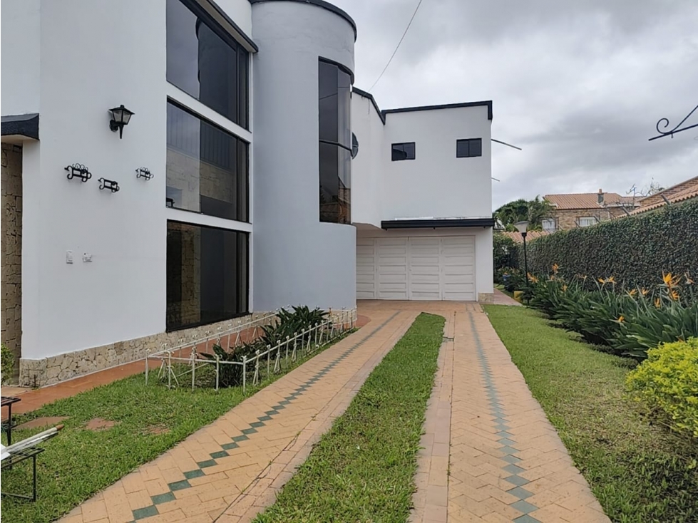 SE ARRIENDA/VENDE CASA EN RIONEGRO — foto 2