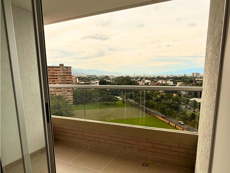 Aparta estudio Moderno en Cali Norte Piso Alto a Pasos de Chipichape — foto 3