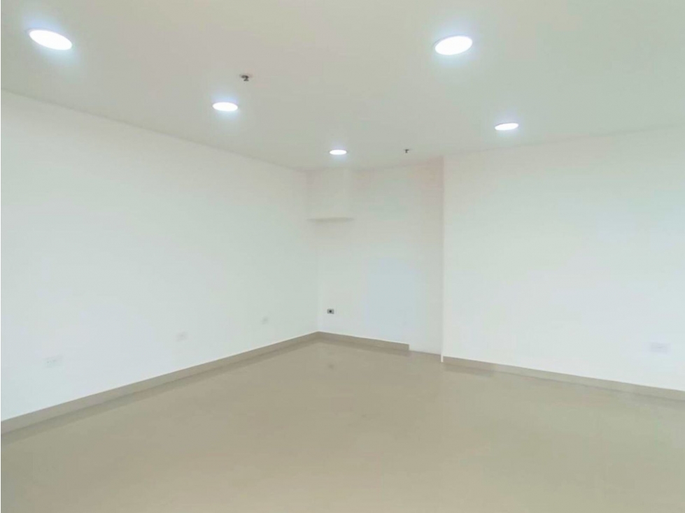 Río del Este - Parque Comercial — foto 4