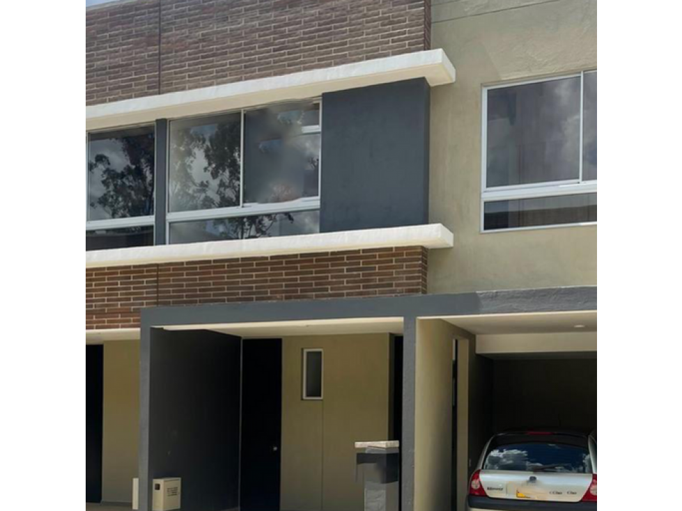 Casa Moderna en Unidad Cerrada La Ceja