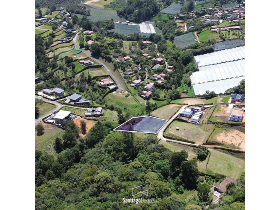 Lote-Construye Tu Casa en Entorno Natural Privilegiado — foto 3