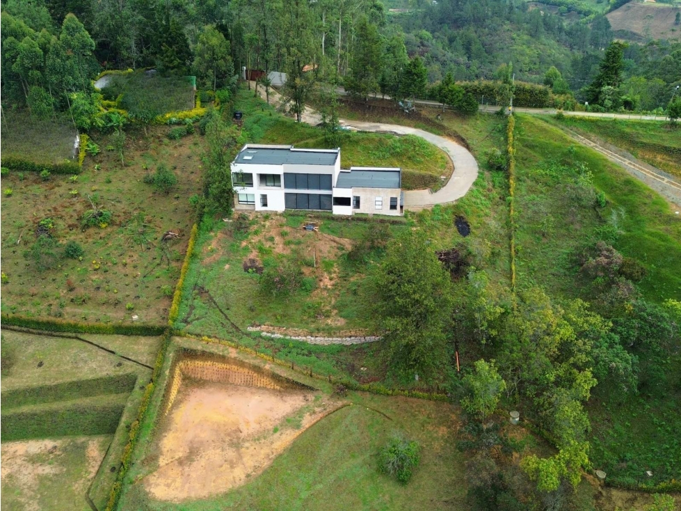 Casa campestre en Guarne 206 m2 en Venta | Lote 2.500 m2 — foto 6