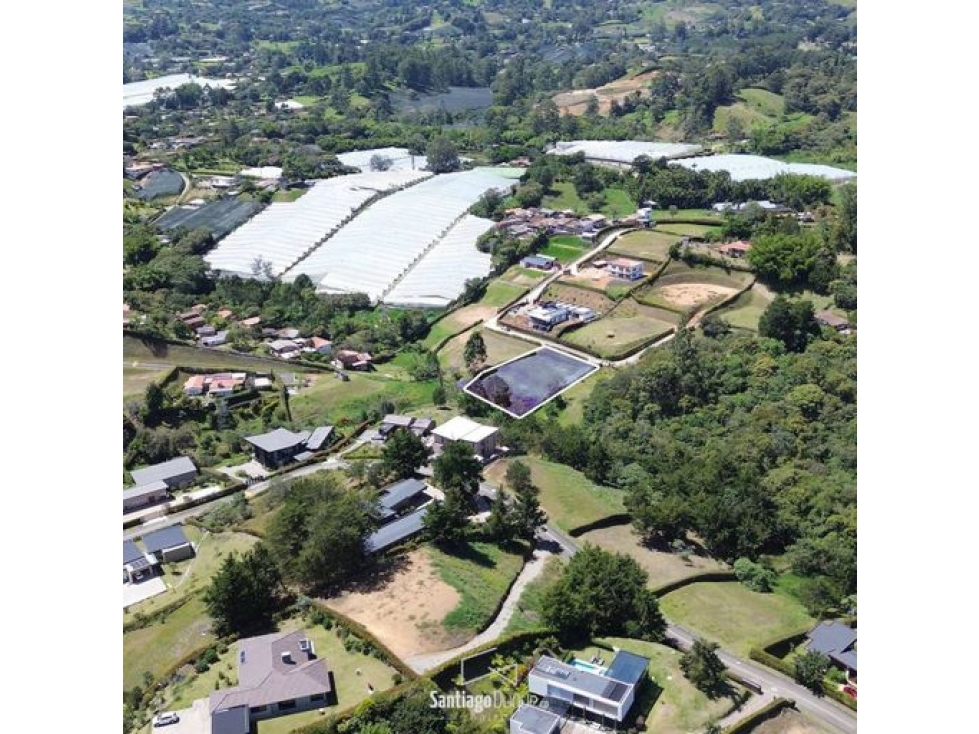 Lote-Construye Tu Casa en Entorno Natural Privilegiado — foto 4