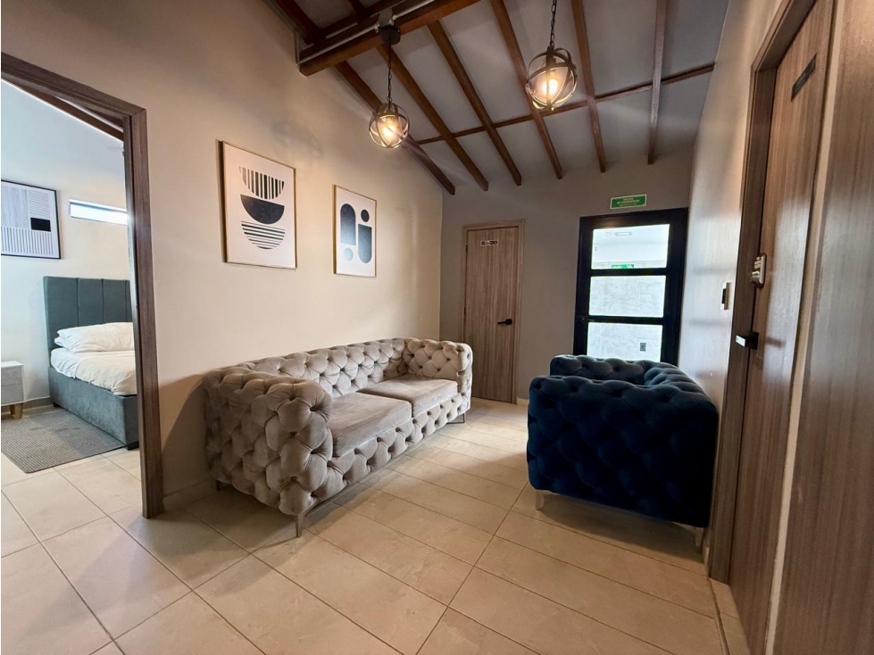 SE VENDE CASA Y LOCAL COMERCIAL EN MANGA - EXCELENTE UBICACIÓN — foto 4