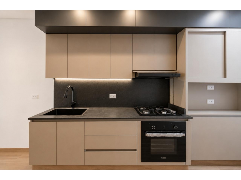 SE VENDE APARTAMENTO TURISTICO EN MEDELLIN - LAURELES CONQUISTADORES — foto 3