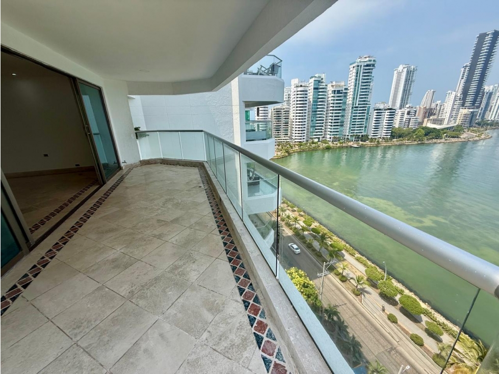 SE VENDE APARTAMENTO EN CASTILLOGRANDE - CASA BLANCA — foto 4