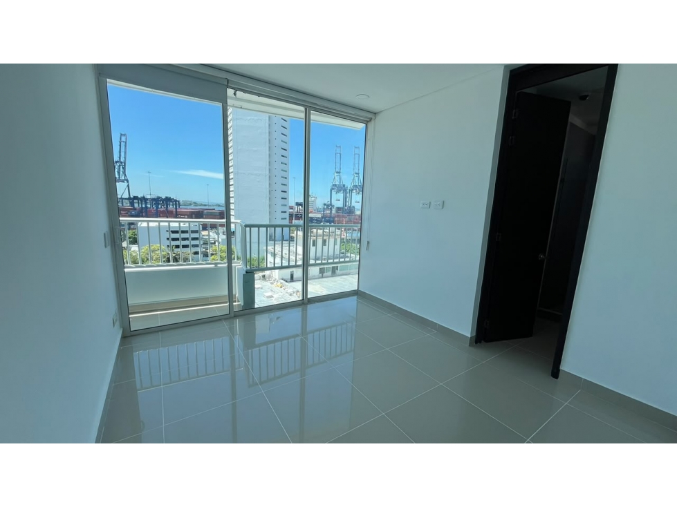 EN VENTA APARTAMENTO RESIDENCIAL EN MANGA CONDOMINIO VISTA BAHIA — foto 3