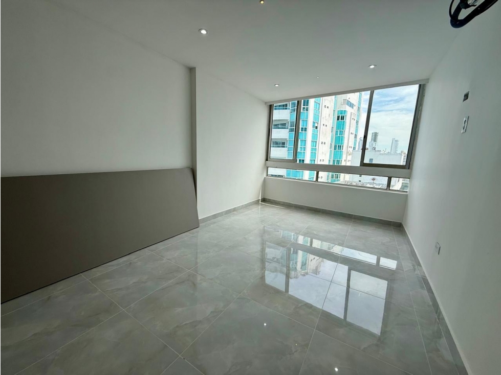 SE VENDE APARTAMENTO EN EL LAGUITO — foto 3