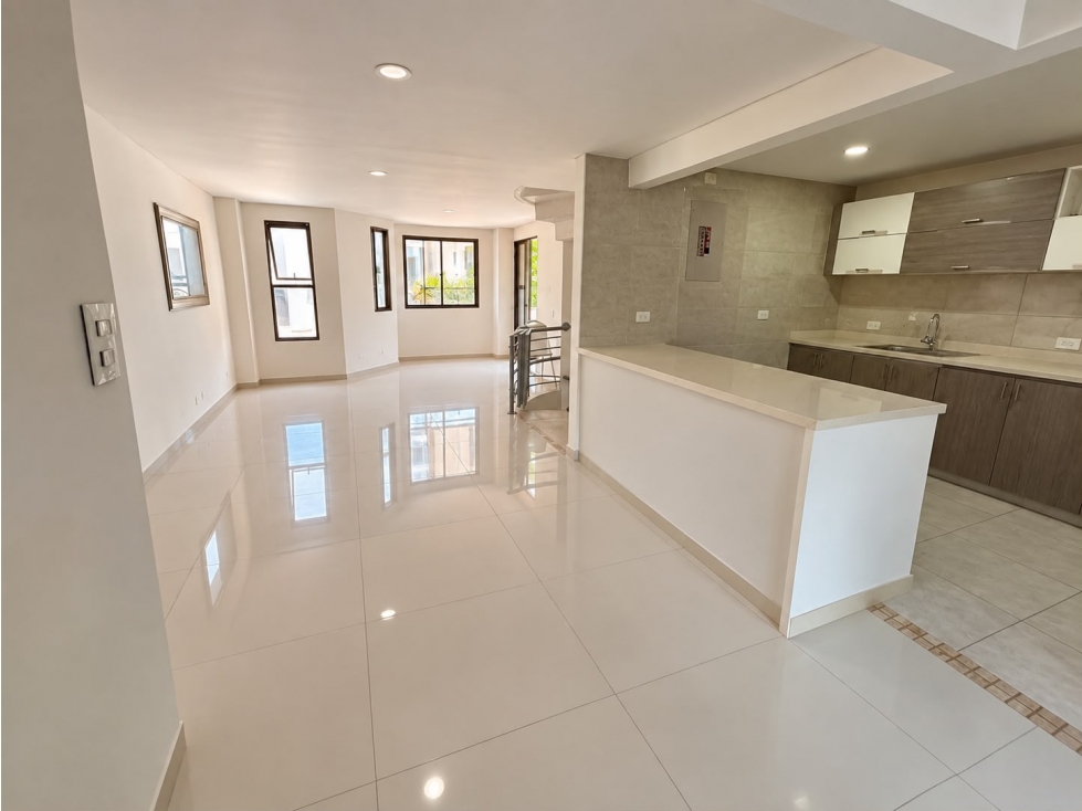 VENTA CASA DE 3 NIVELES EN CRESPO CARTAGENA - 4