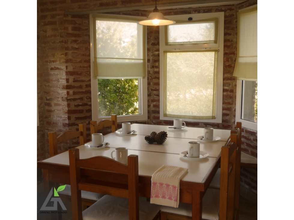 COMPLEJO 2 Cabañas + LOTE Lindero Calle 11 e/14 y 16 - 4