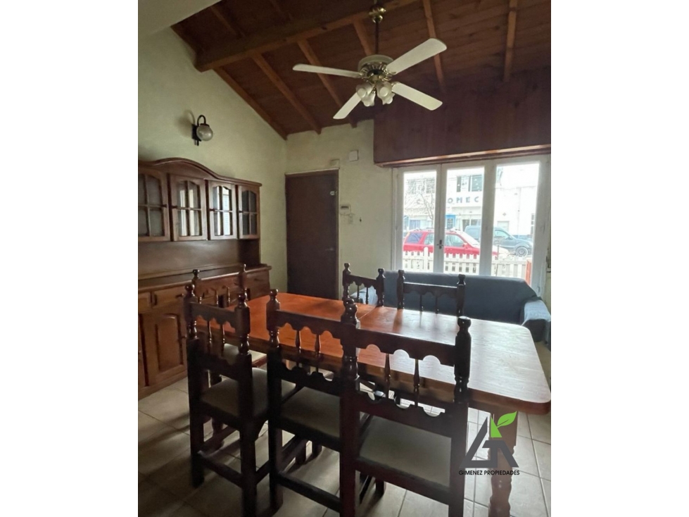 CASA CENTRICA Calle 11 e/ Av.26 y 24 - 3