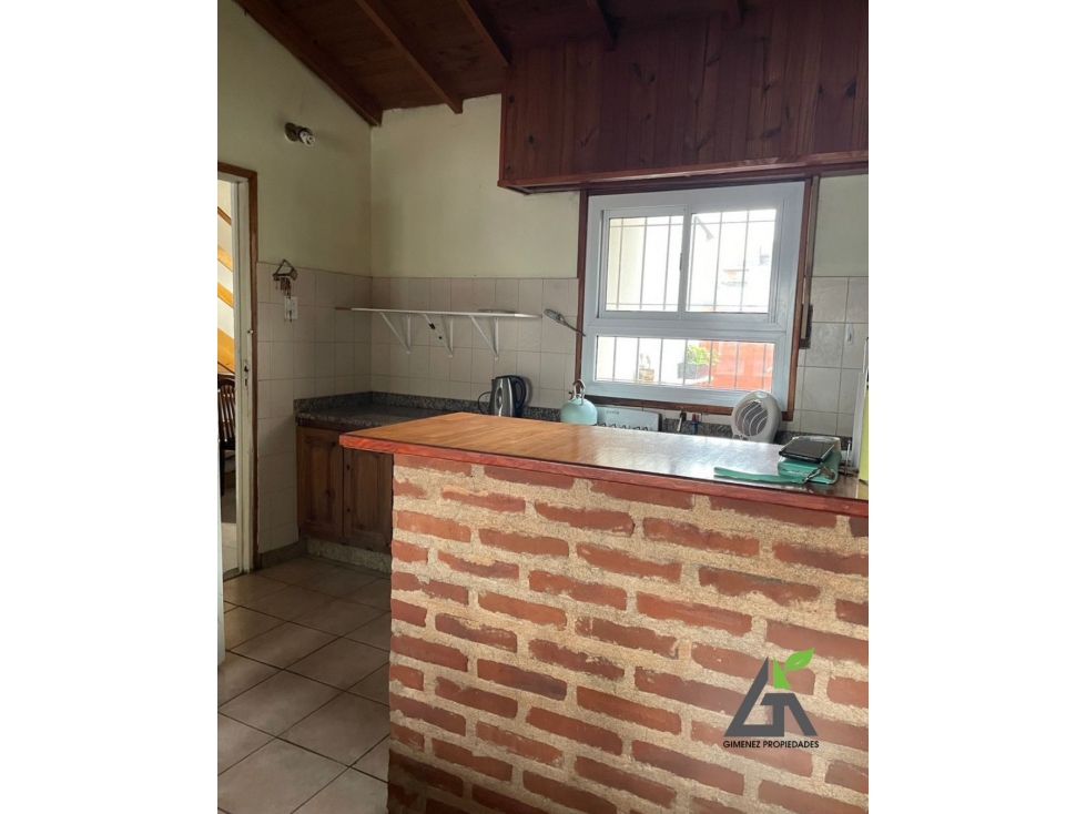 CASA CENTRICA Calle 11 e/ Av.26 y 24 - 4