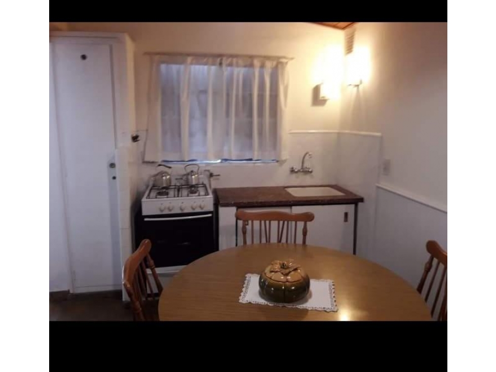 VENTA DE CASA CÉNTRICA EN MONTE HERMOSO - 2