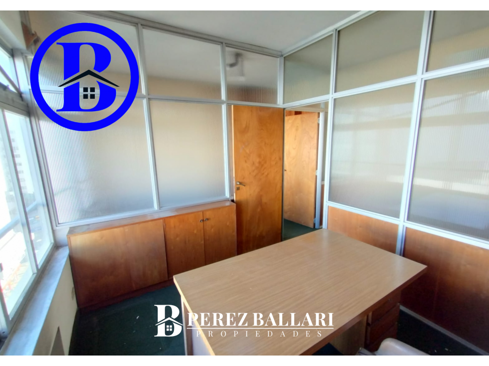 VENTA DE OFICINA - EDIFICIO PASAJE SACOA - ZONA CENTRO - 6