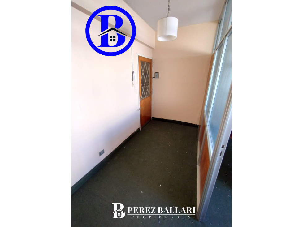 VENTA DE OFICINA - EDIFICIO PASAJE SACOA - ZONA CENTRO - 4